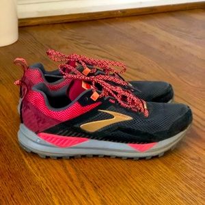 Brooks Cascadia 14